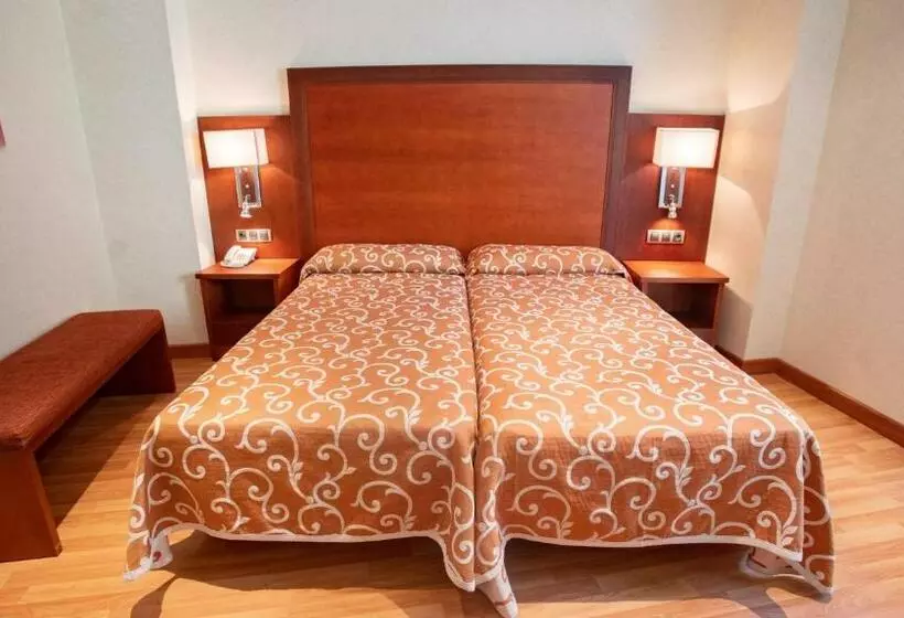 اتاق استاندارد چهار تخته, Bluesea Calabahia