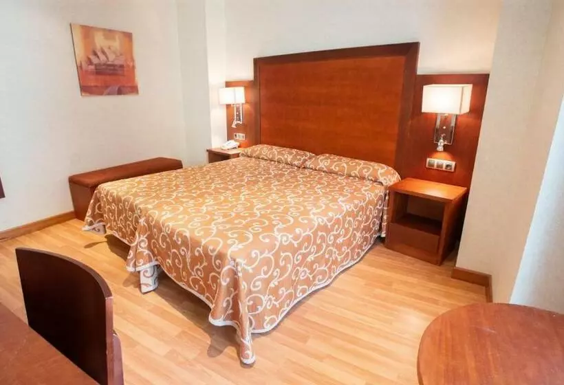 اتاق استاندارد چهار تخته, Bluesea Calabahia