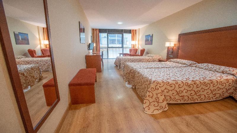 اتاق استاندارد سه نفره, Moon Dreams Calabahia