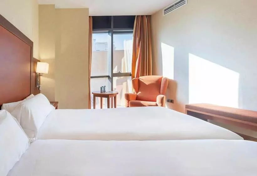 اتاق استاندارد چهار تخته, Bluesea Calabahia
