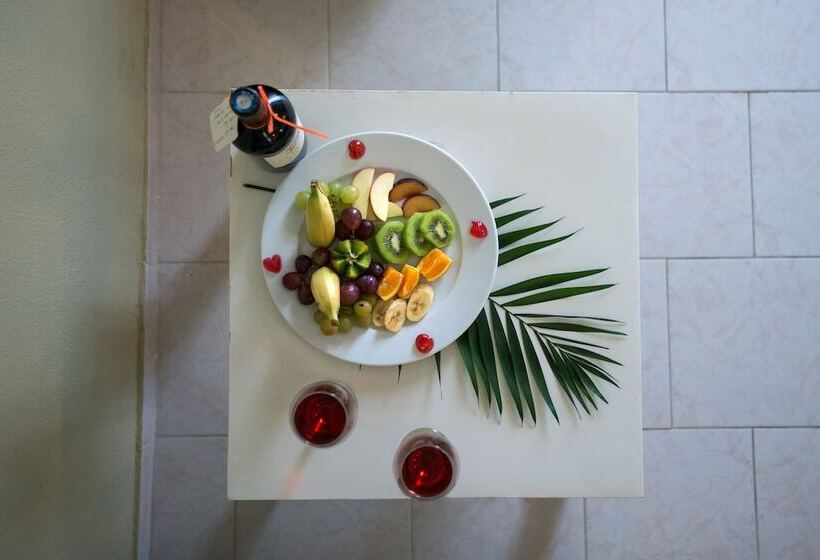 家庭间, Panorama Sidari