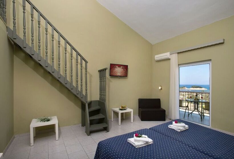 家庭间, Panorama Sidari