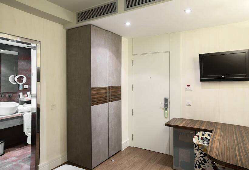 غرفة سوبيريور رباعية, Petit Palace Tamarises