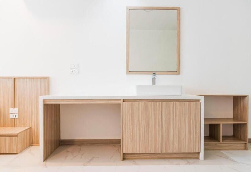 استودیوی استاندارد با چشمانداز دریا, Replay Pool Villa