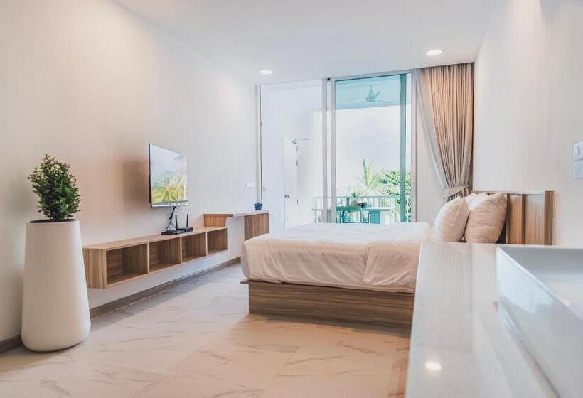 استودیوی استاندارد با چشمانداز دریا, Replay Pool Villa