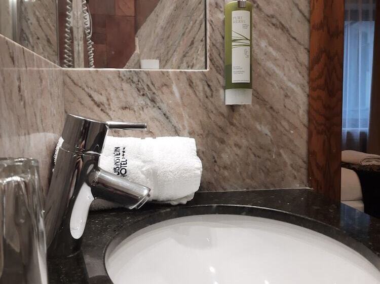 غرفة قياسية فردية, Rubinstein