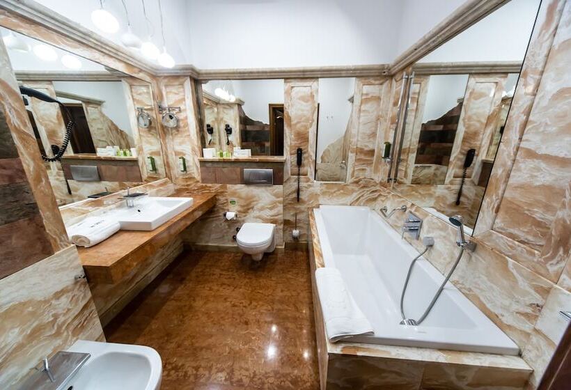 جناح, Rubinstein