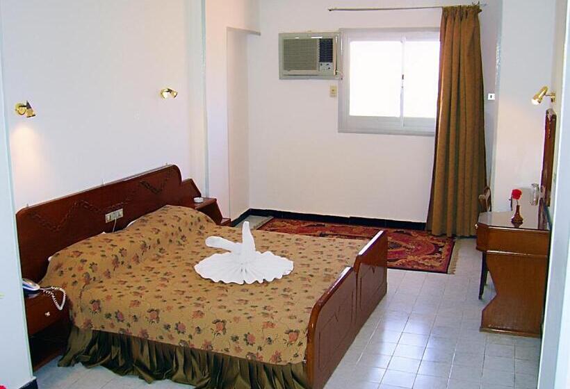 اتاق استاندارد با چشم‌انداز, Sara Hotel Aswan