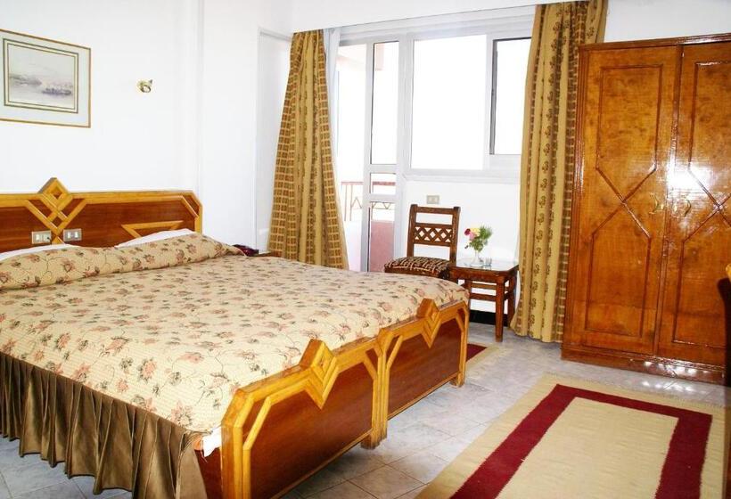 اتاق استاندارد با چشم‌انداز, Sara Hotel Aswan