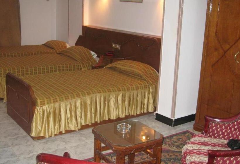 اتاق استاندارد سه تخته با چشم‌انداز, Sara Hotel Aswan