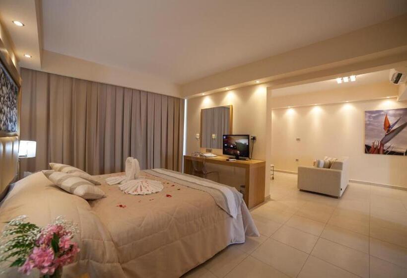 سوییت جونیور با چشمانداز دریا, Oceanis Beach & Spa Resort