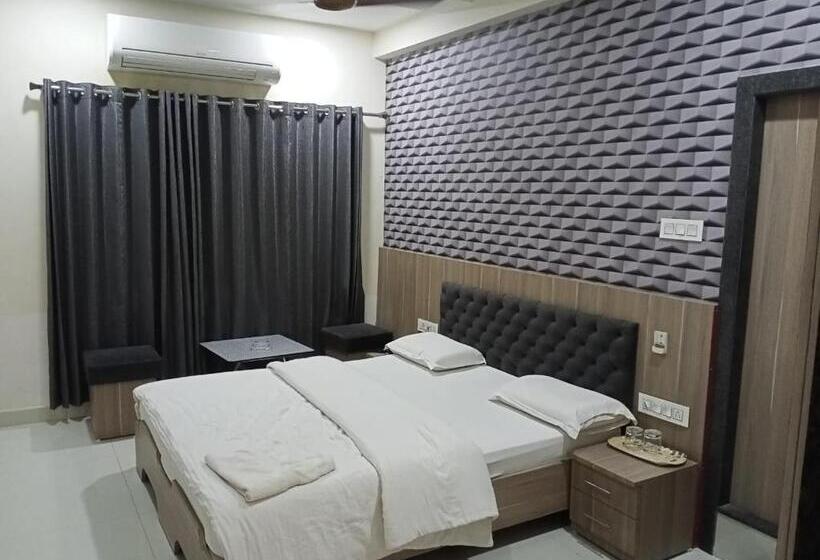 Economy-huone, Amigo