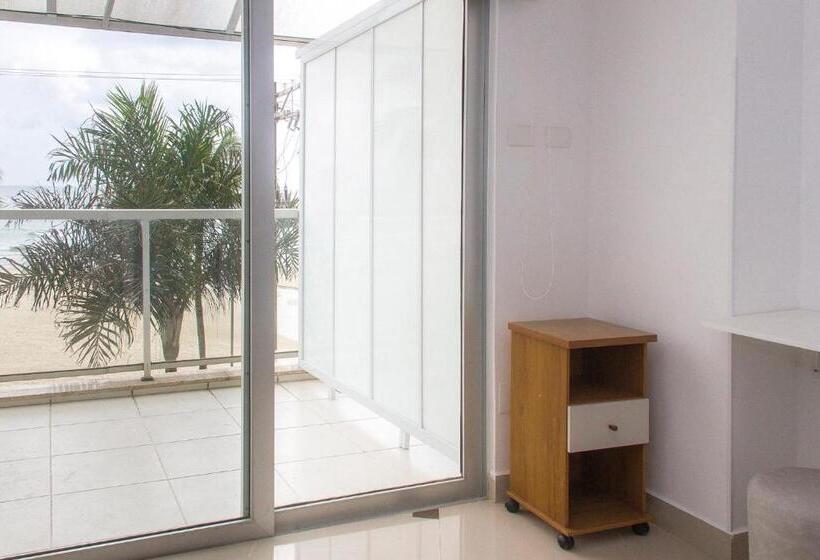 جناح سوبيريور مطل علي البحر, Asturias Mall & Suítes