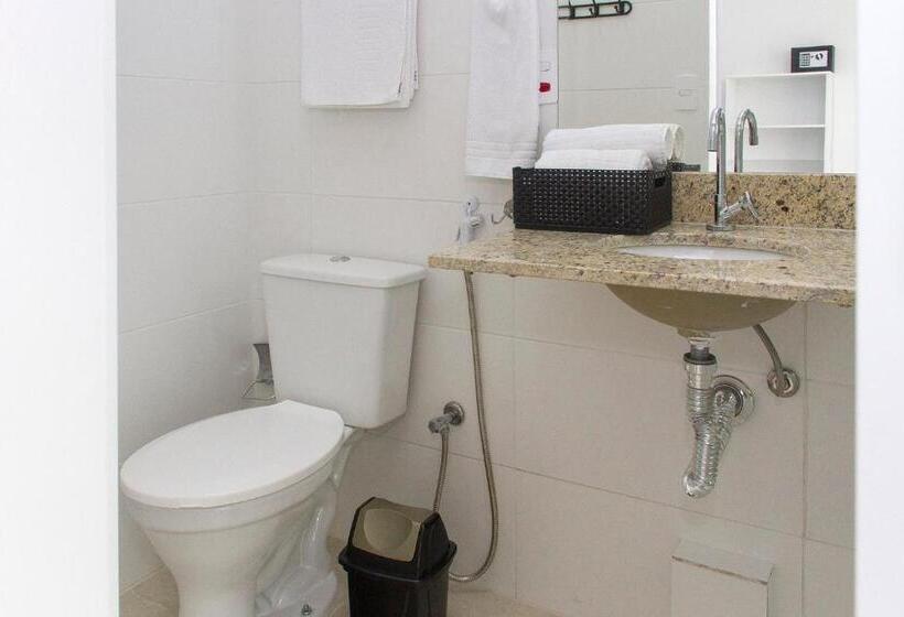 جناح سوبيريور مطل علي البحر, Asturias Mall & Suítes