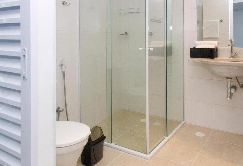 غرفة سوبيريور عائلية, Asturias Mall & Suítes