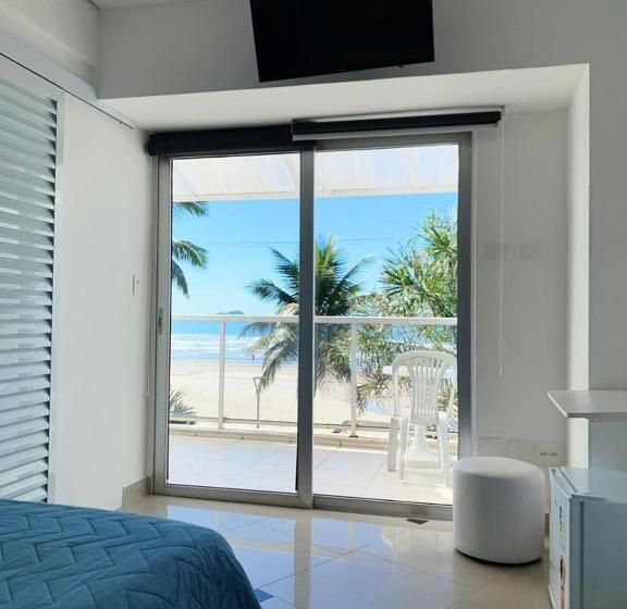 جناح سوبيريور مطل علي البحر, Asturias Mall & Suítes