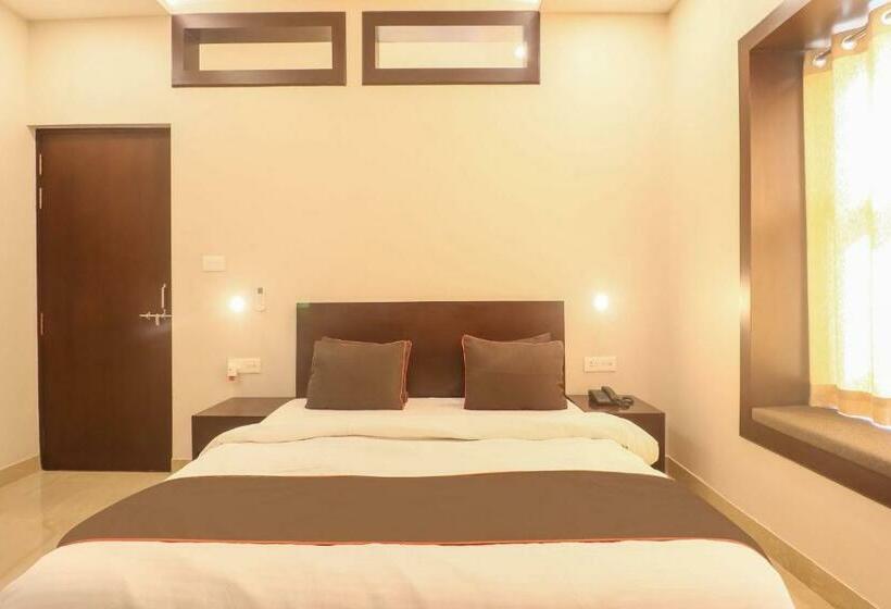 コンフォートトリプルルーム, Super Townhouse Amaraa Farms Near Lulu Hypermarket
