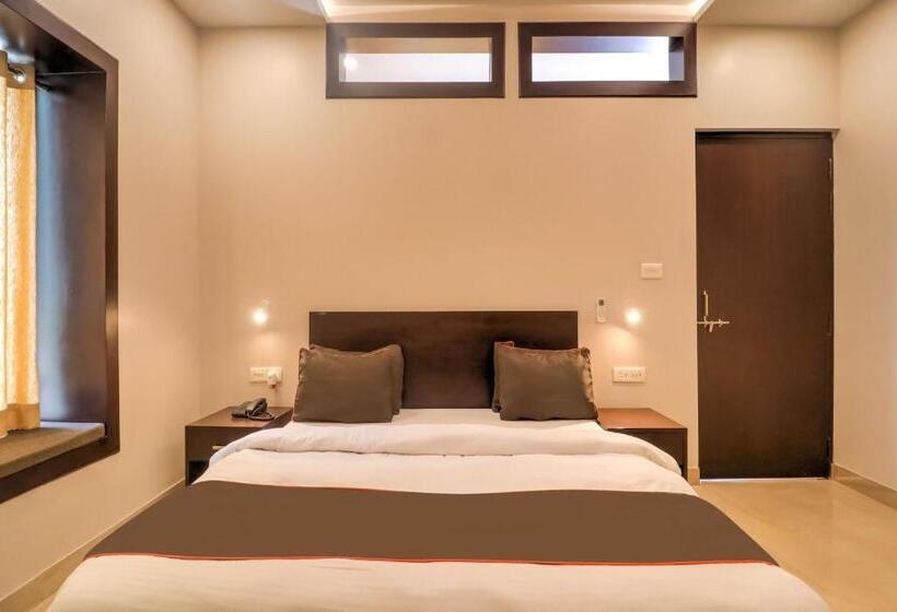 اتاق راحتی سه تخته, Super Townhouse Amaraa Farms Near Lulu Hypermarket