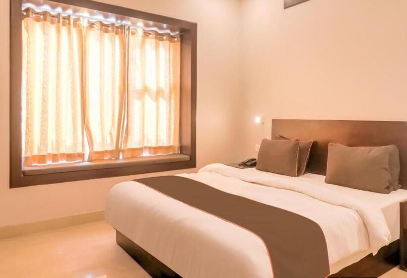 景色の見えるトリプルスタンダードルーム, Super Townhouse Amaraa Farms Near Lulu Hypermarket