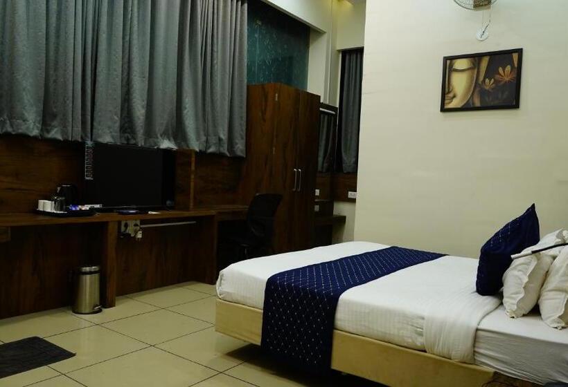 스탠다드 룸 킹사이즈 침대, Manas Plus