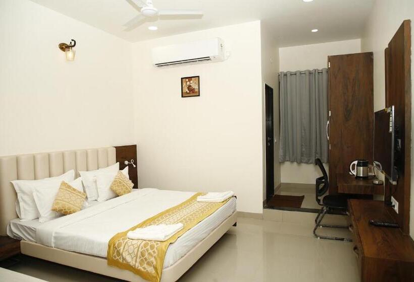 스탠다드 룸 킹사이즈 침대, Manas Plus