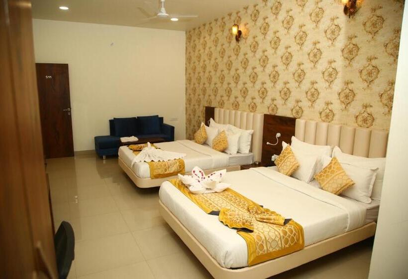 수피리어 룸, Manas Plus