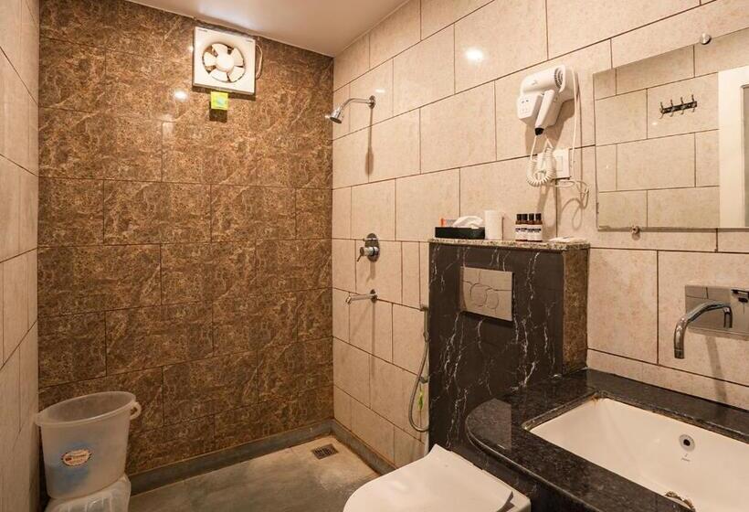 חדר סטנדרט נוף לגינה, Moustache Rishikesh Riverside Resort