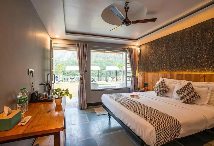 Chambre Standard Vue Montagne, Moustache Rishikesh Riverside Resort