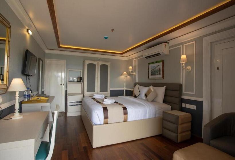 סוויטת דלוקס נוף לים, State Beach Resort And Spa