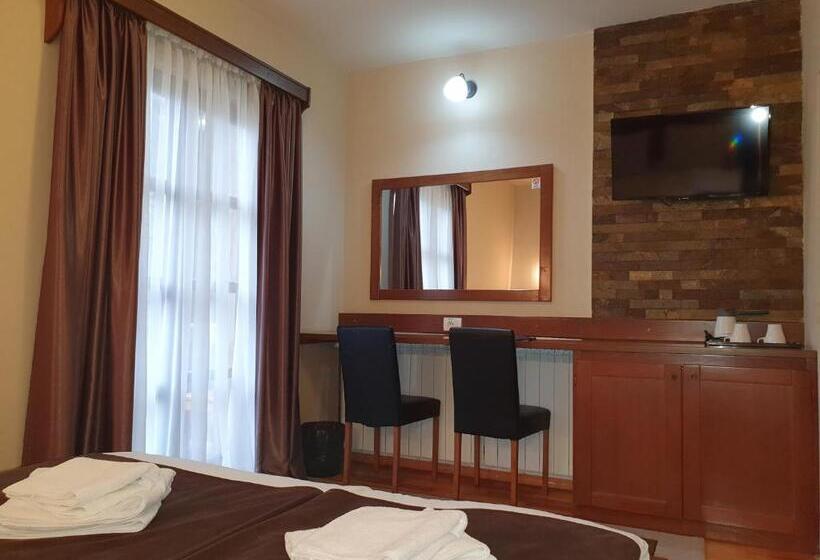 اتاق استاندارد, Tara