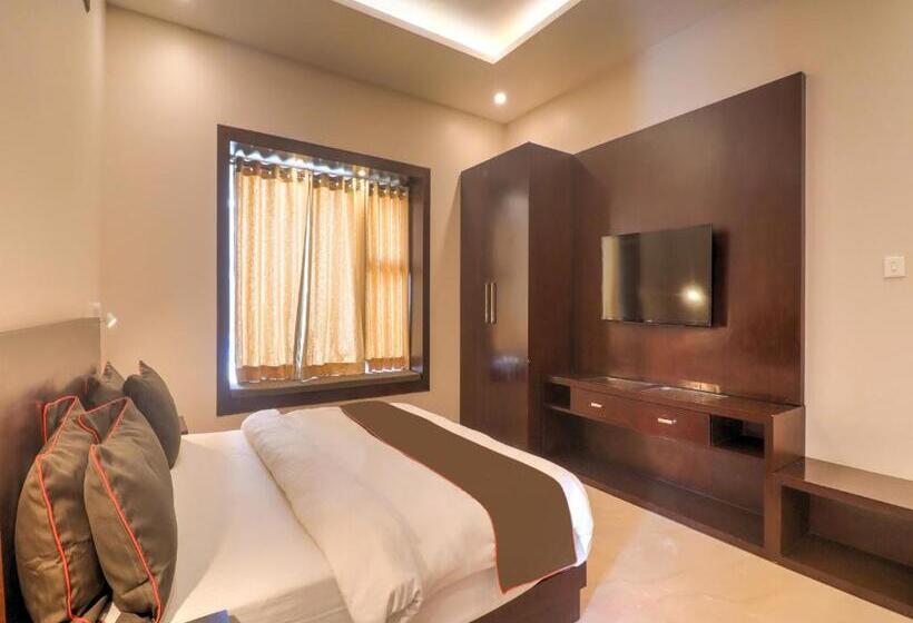 اتاق راحتی سه تخته, Super Townhouse Amaraa Farms Near Lulu Hypermarket