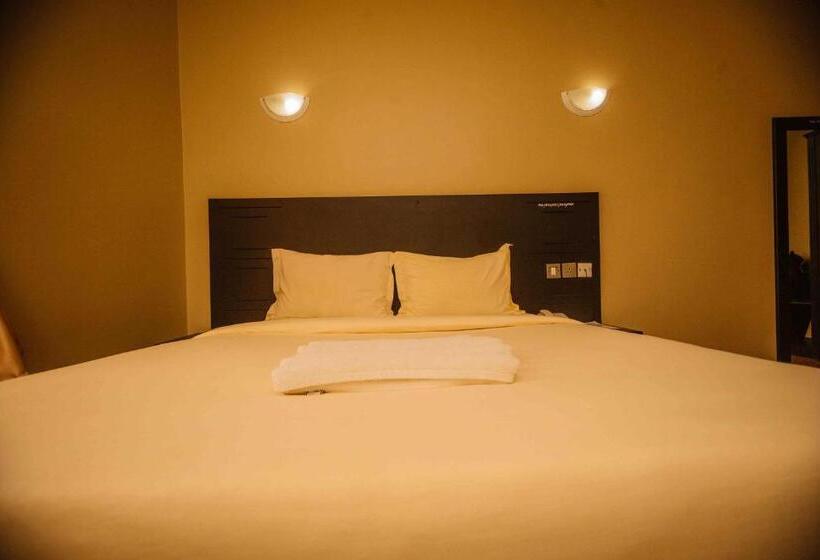 اتاق لوکس یک تخته, Panone Hotels   King Ori Kilimanjaro Airport