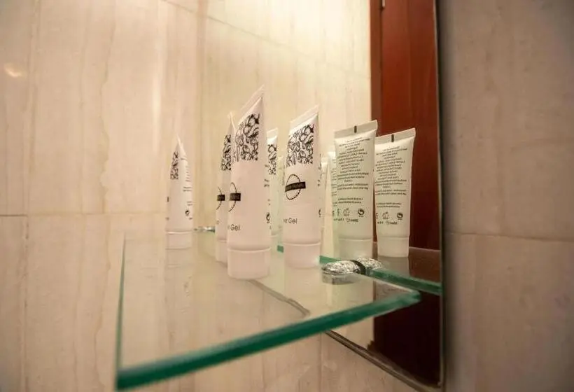 デラックスルーム, Panone Hotels   King Ori Kilimanjaro Airport