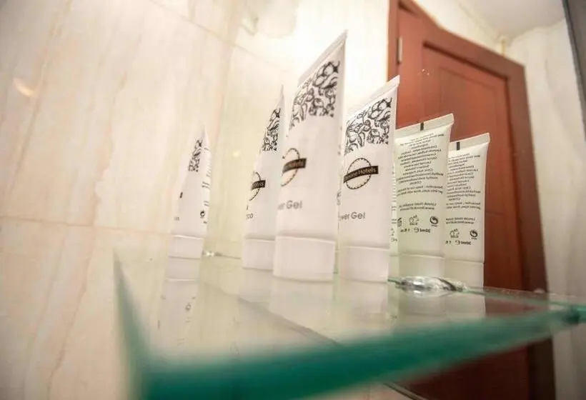デラックストリプルルーム, Panone Hotels   King Ori Kilimanjaro Airport