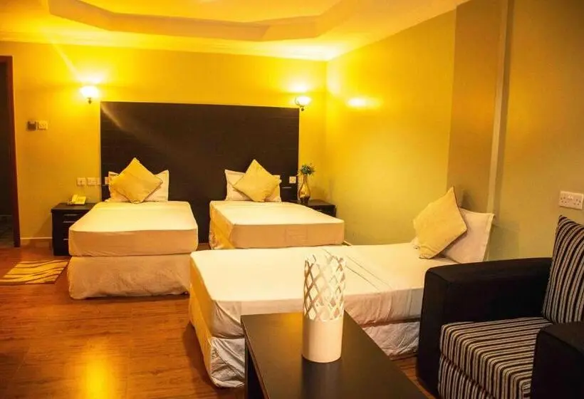 デラックストリプルルーム, Panone Hotels   King Ori Kilimanjaro Airport