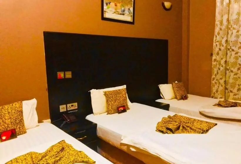 デラックストリプルルーム, Panone Hotels   King Ori Kilimanjaro Airport