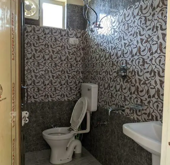 اتاق استاندارد با چشم‌انداز کوهستان, Golden View B&b