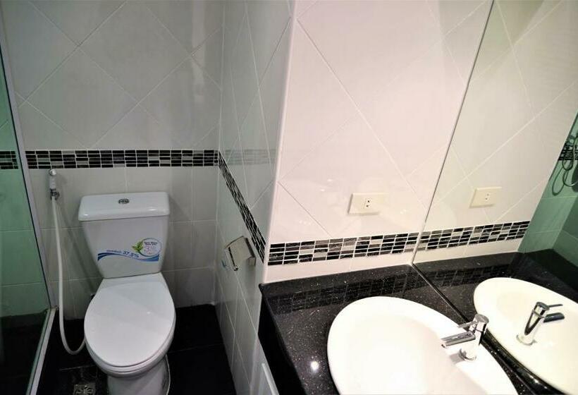 スタンダードルーム, Room In Condo   Stylish 1 Bed Apartment At Jomtien Beach Condominium