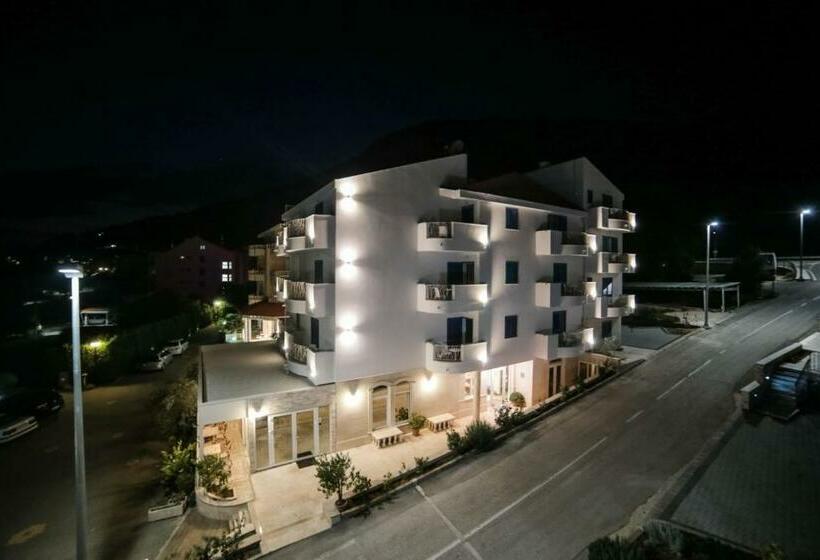 オーシャンビュースタンダードルーム, Ivando   K&s