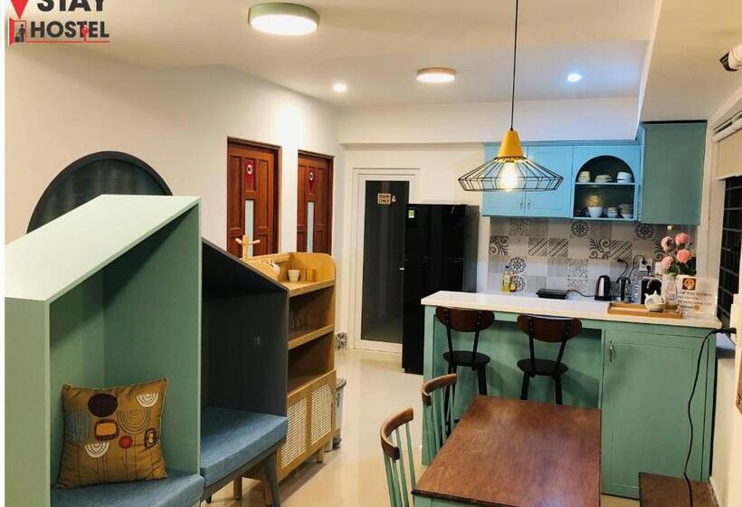 اتاق استاندارد چهارنفره با بالکن, Stay Hostel 2   350m From The Ferry