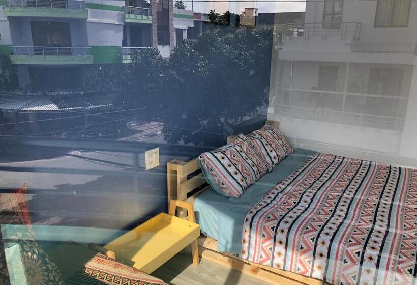 اتاق استاندارد با بالکن, Stay Hostel 2   350m From The Ferry