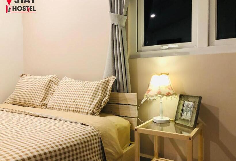 اتاق لوکس, Stay Hostel 2 350m From The Ferry