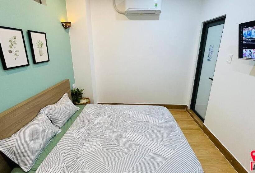 اتاق لوکس, Stay Hostel 2 350m From The Ferry