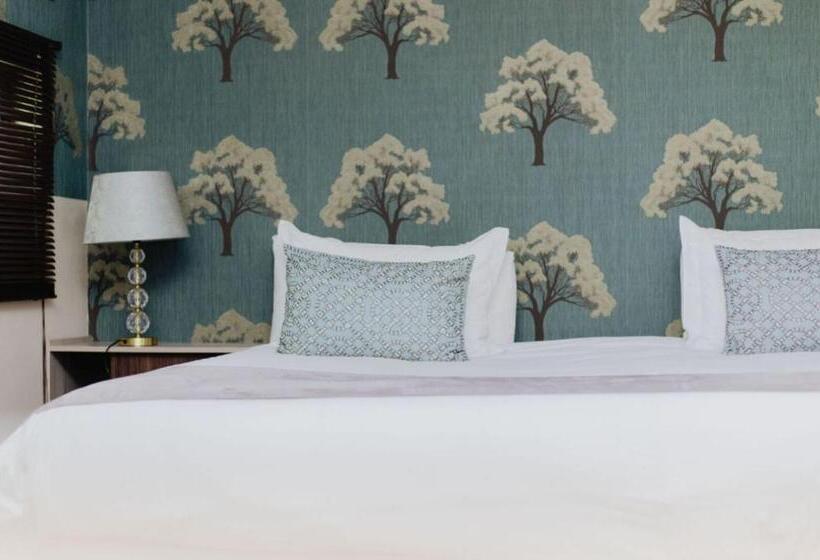 غرفة ديلوكس سرير كينج, Ashwood The Ridge Boutique