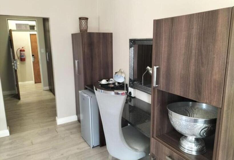 Номер Deluxe Кровать Кинг, Ashwood The Ridge Boutique
