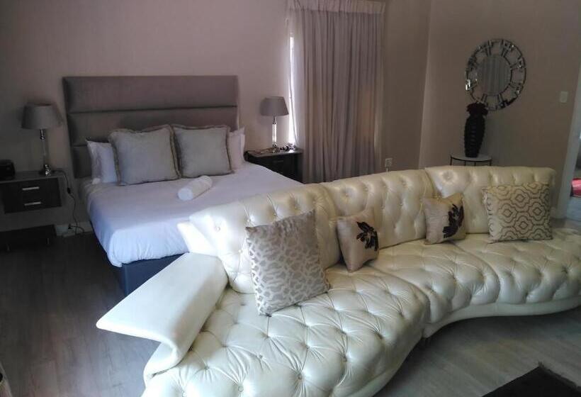 غرفة سوبيريور سرير كينج, Ashwood The Ridge Boutique