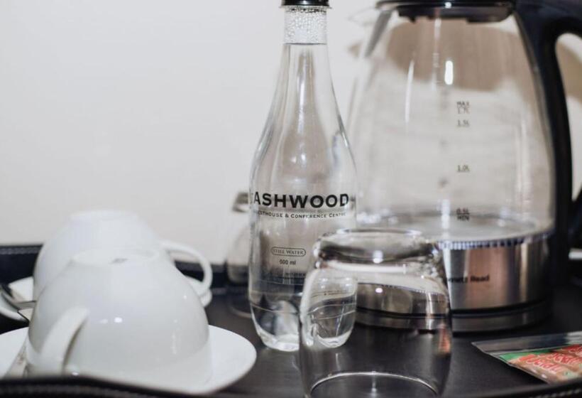 غرفة سوبيريور سرير كينج, Ashwood The Ridge Boutique