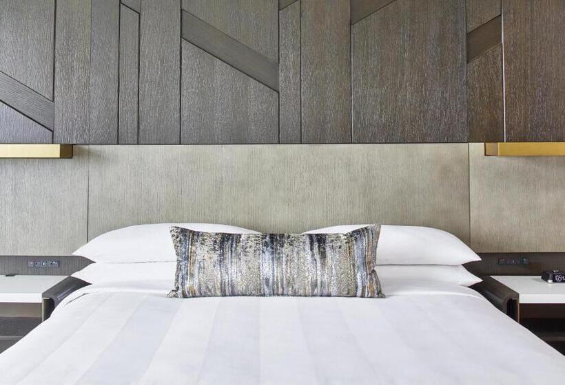 스탠다드 룸 킹사이즈 침대, Unc Charlotte Marriott Hotel & Conference Center