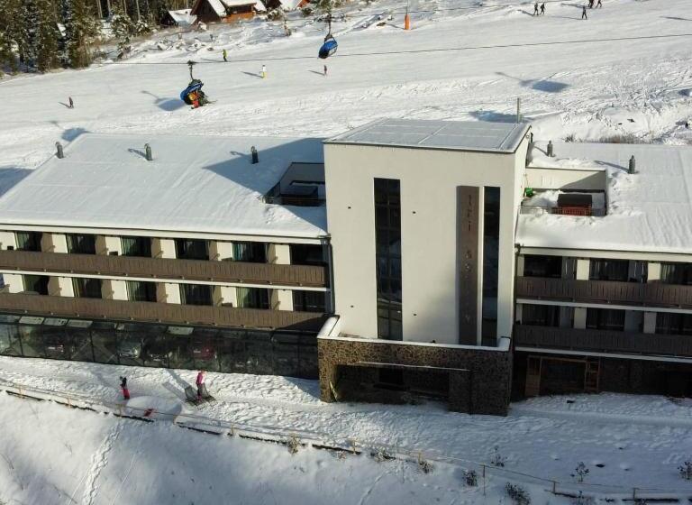 Апартаменты 1 Спальня с Балконом, Apartmány Tri Sestry   Real Ski In Ski Out