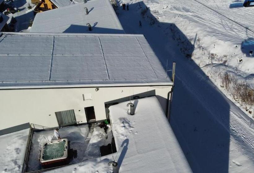 Люкс с гидромассажем, Apartmány Tri Sestry   Real Ski In Ski Out